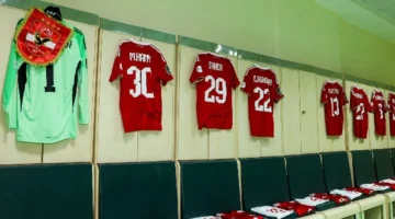 قبل مواجهة يانج أفريكانز.. صور حصرية لغرفة ملابس النادي الأهلي باستاد برج العرب